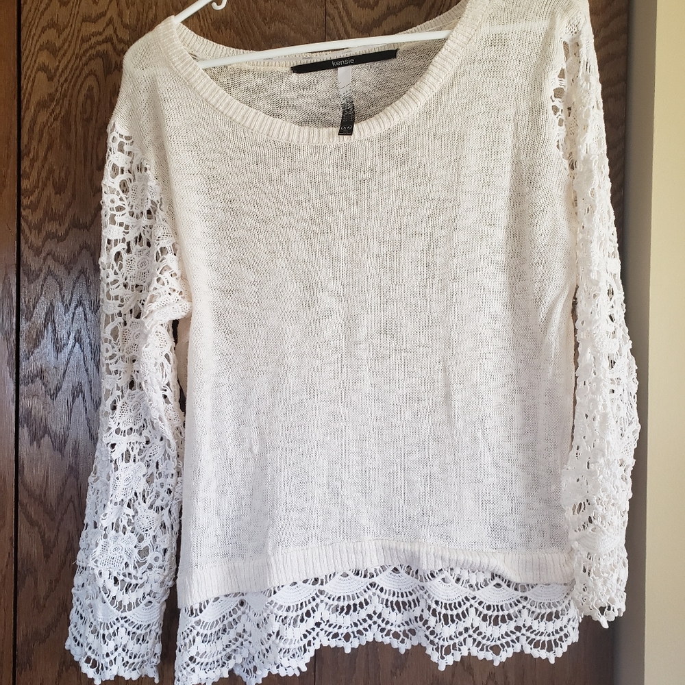 Cream Lace Sleeve Knit Blouse